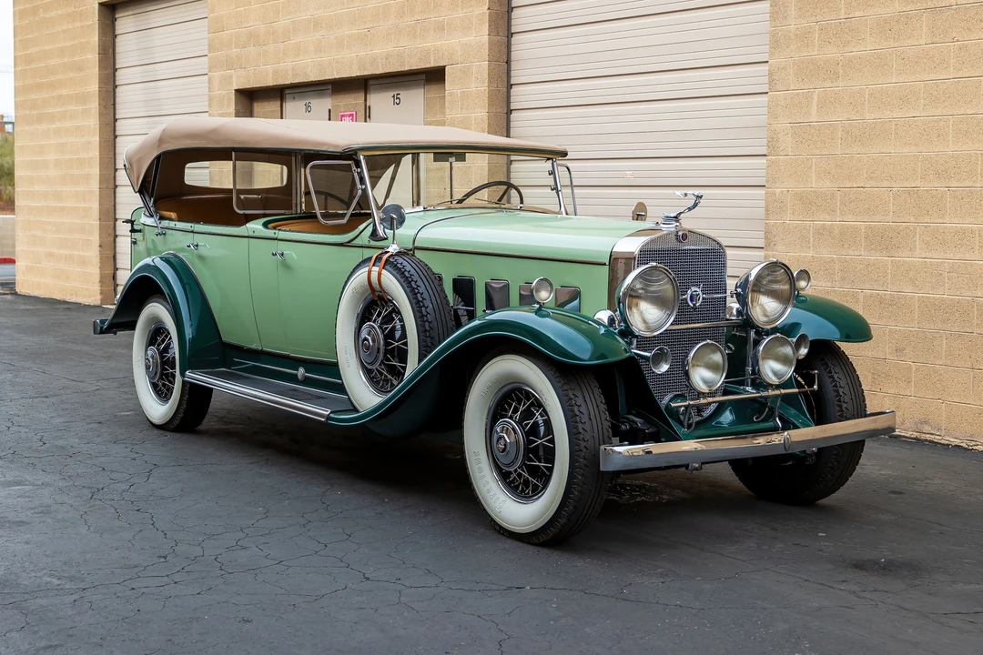1931 Cadillac V-12 - Image 2 of 31