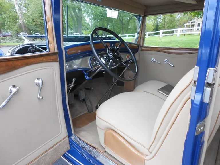 1931 Cadillac V-12 - Image 5 of 10