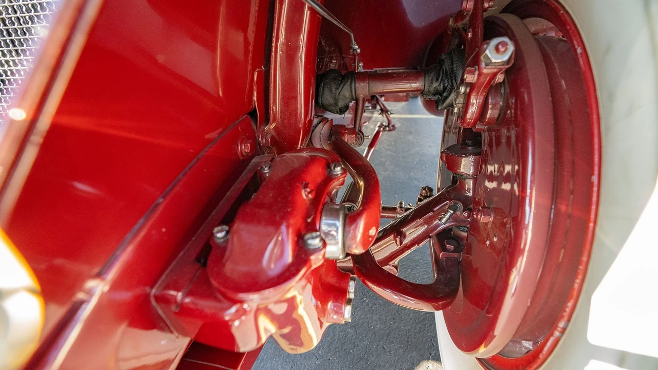 1931 Cadillac V-12 - Image 23 of 31