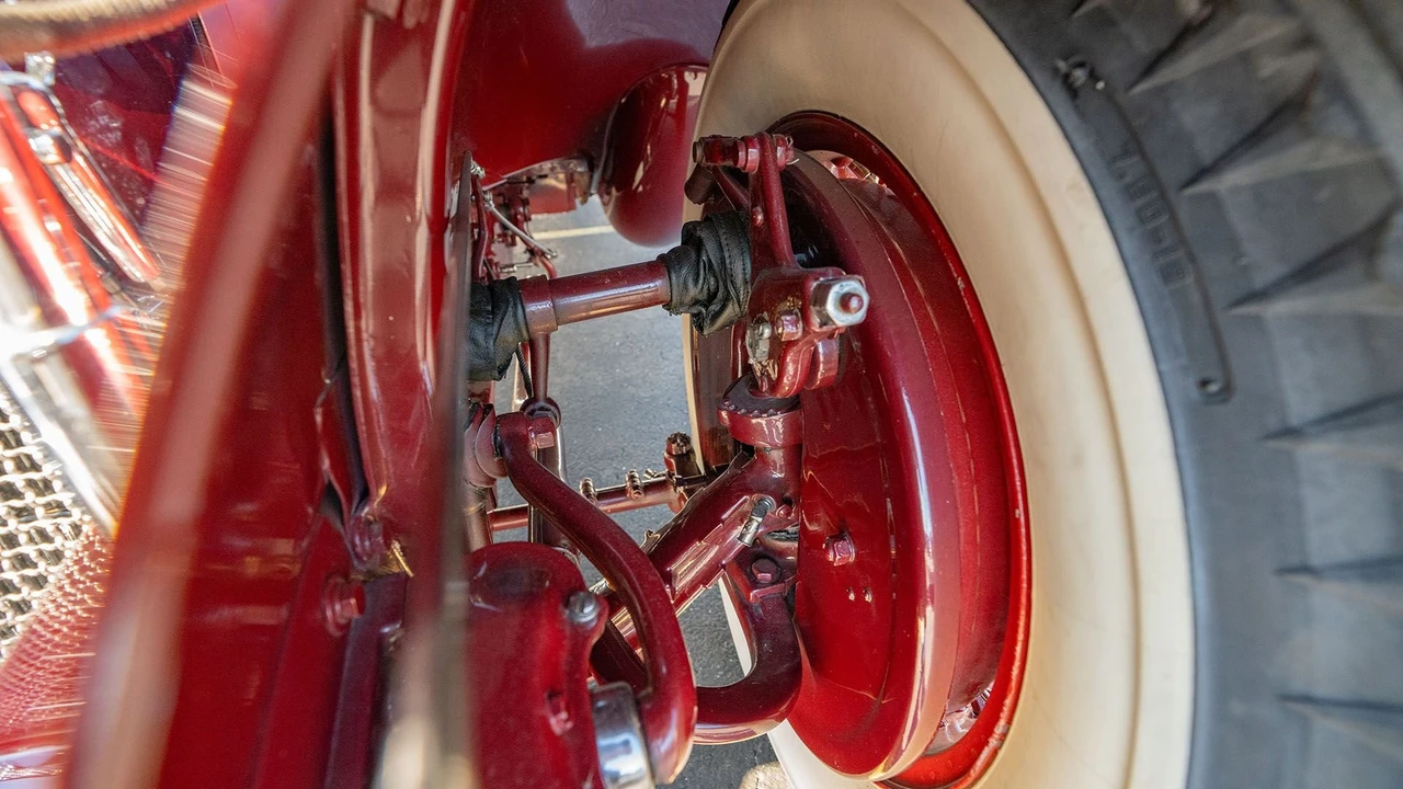 1931 Cadillac V-12 - Image 27 of 31