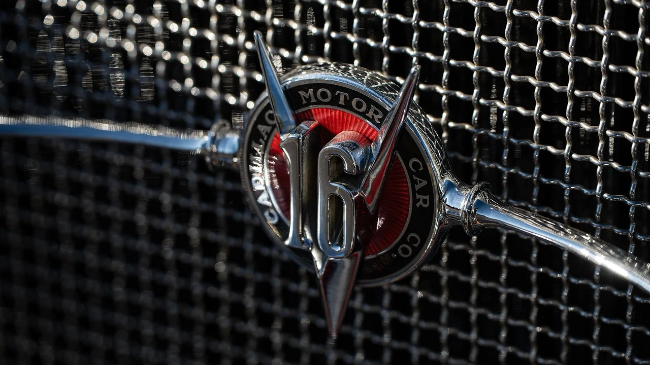 1931 Cadillac V-12 - Image 30 of 31