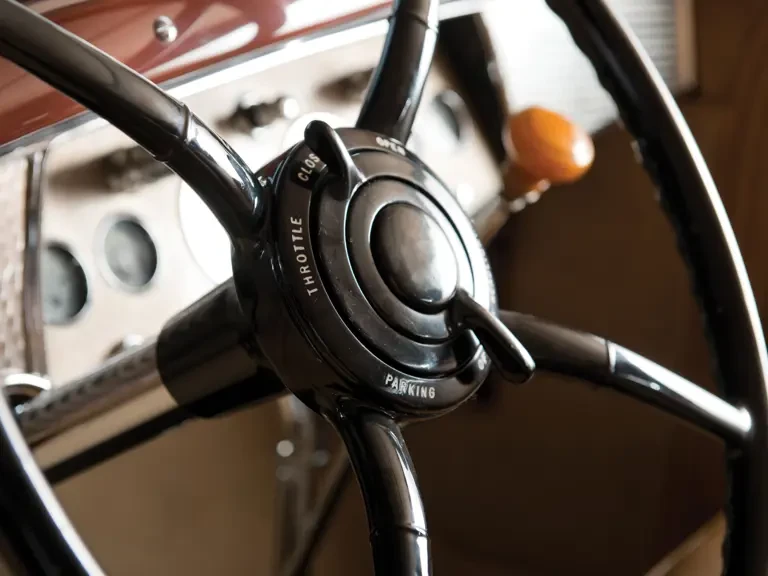 1931 Cadillac V-12 - Image 13 of 31