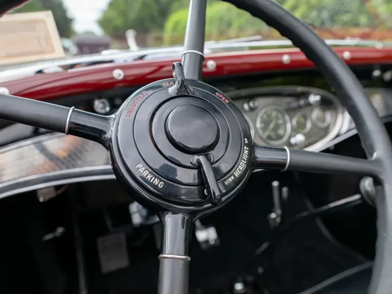 1931 Cadillac V-12 - Image 16 of 31