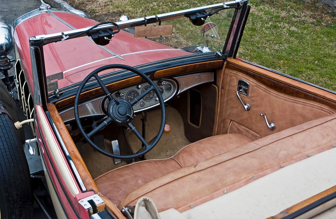 1931 Cadillac V-12 - Image 6 of 7