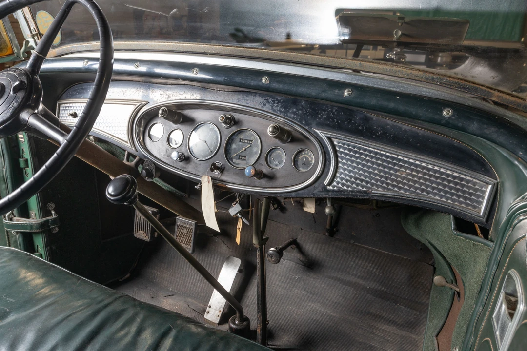 1931 Cadillac V-12 - Image 4 of 15