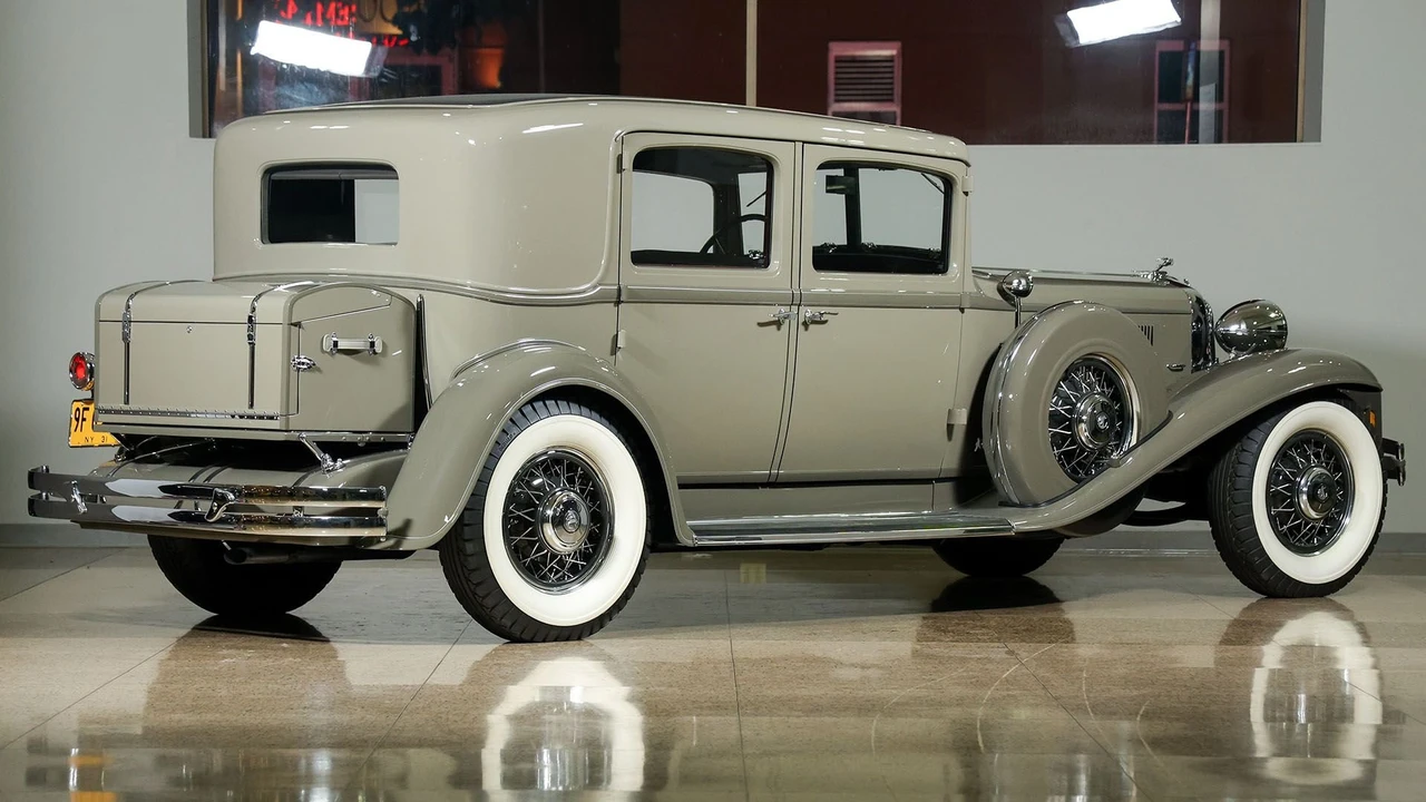 1931 Chrysler Imperial Pre-War - Image 2 of 31