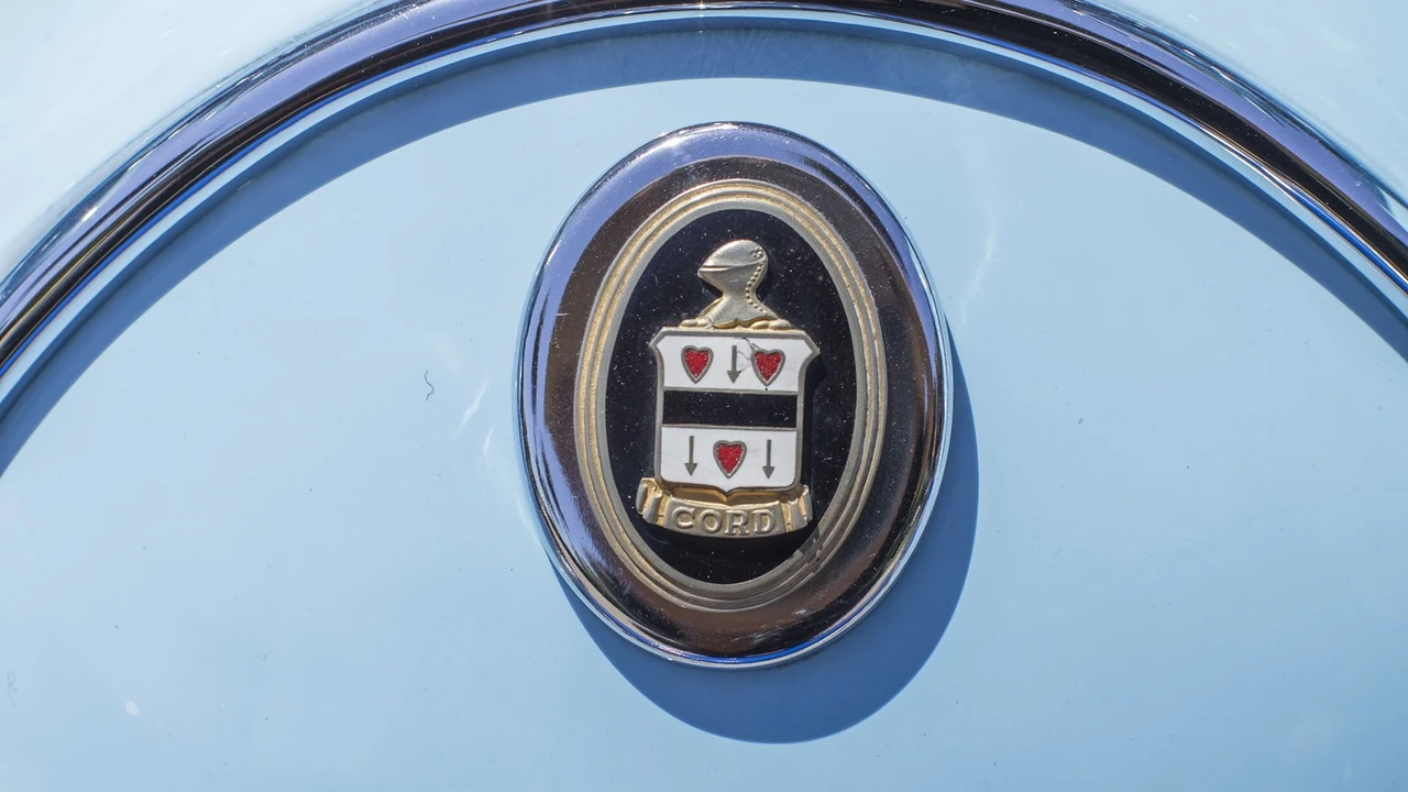 1931 Cord 810 & 812 - Image 31 of 31