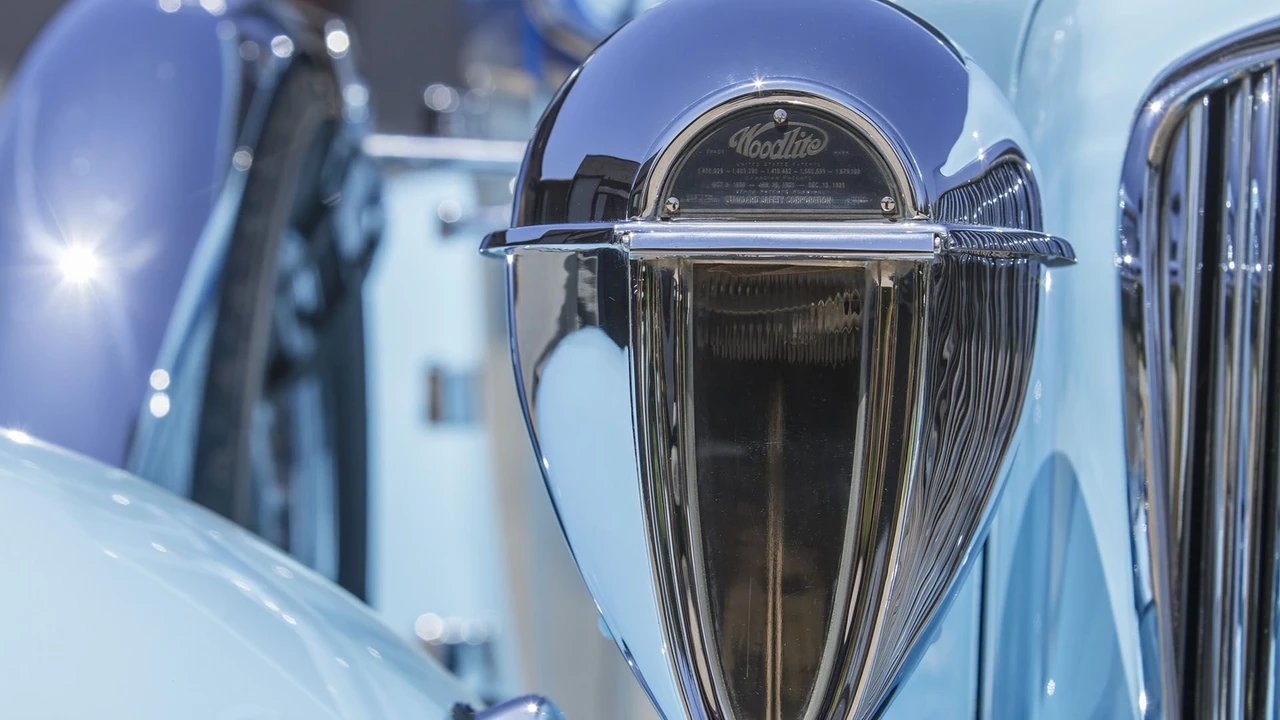 1931 Cord 810 & 812 - Image 24 of 31