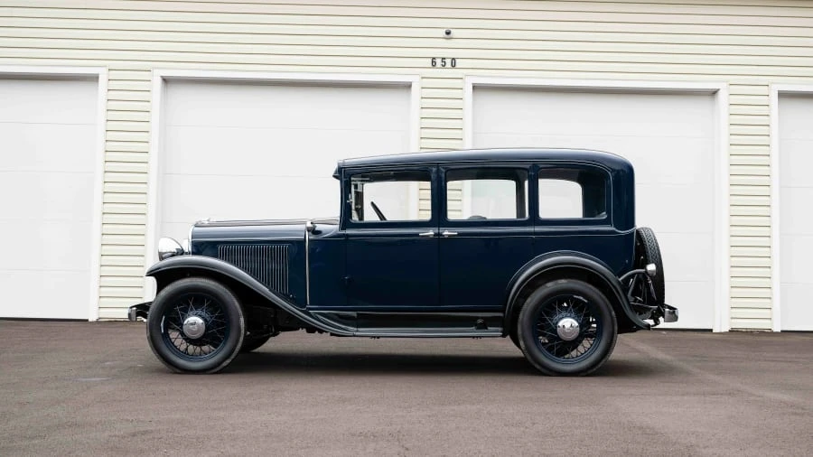 1931 DeSoto - Image 2 of 31