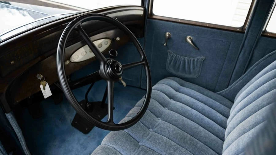 1931 DeSoto - Image 20 of 31