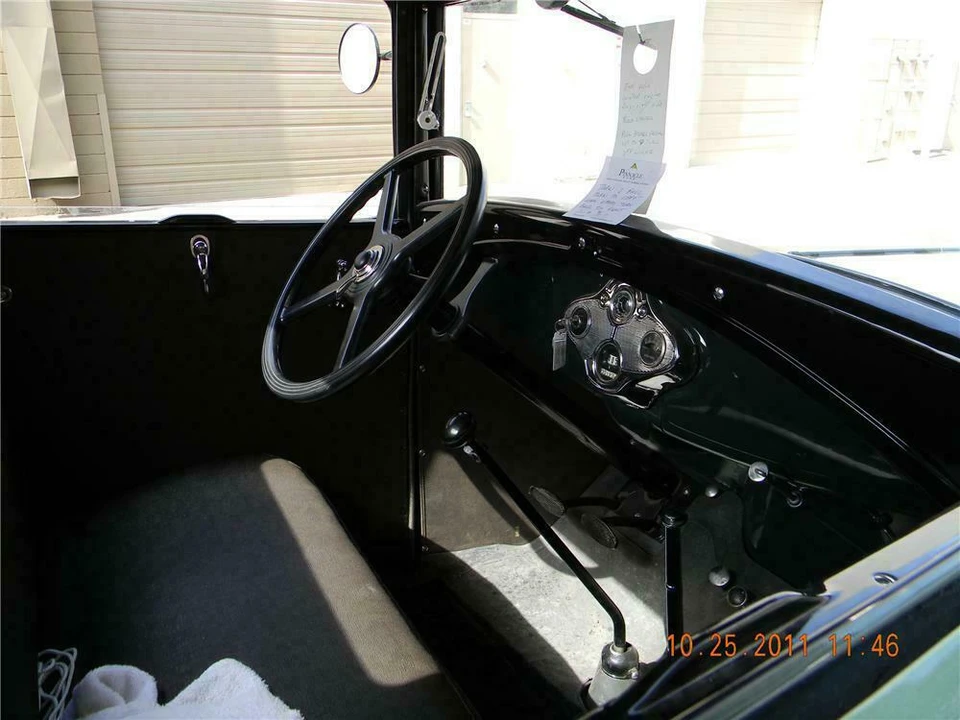 1931 Ford Model A Pickup & Model AA - Image 3 of 3