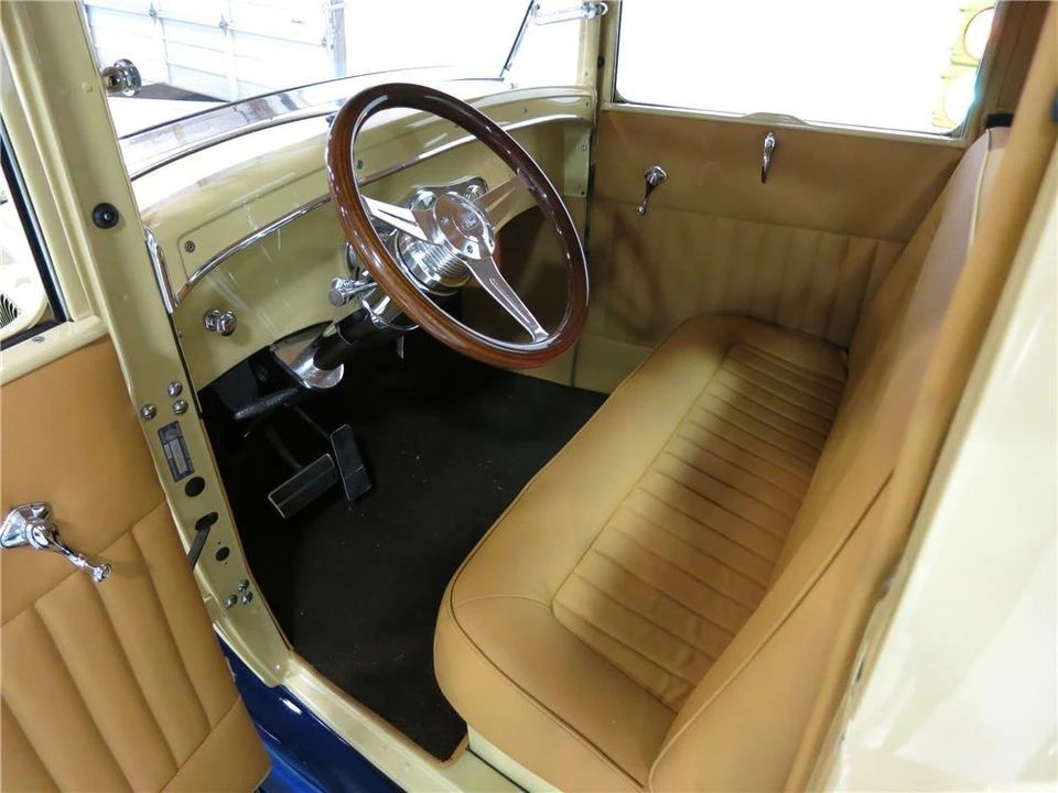 1931 Ford Model A Pickup & Model AA - Image 4 of 5