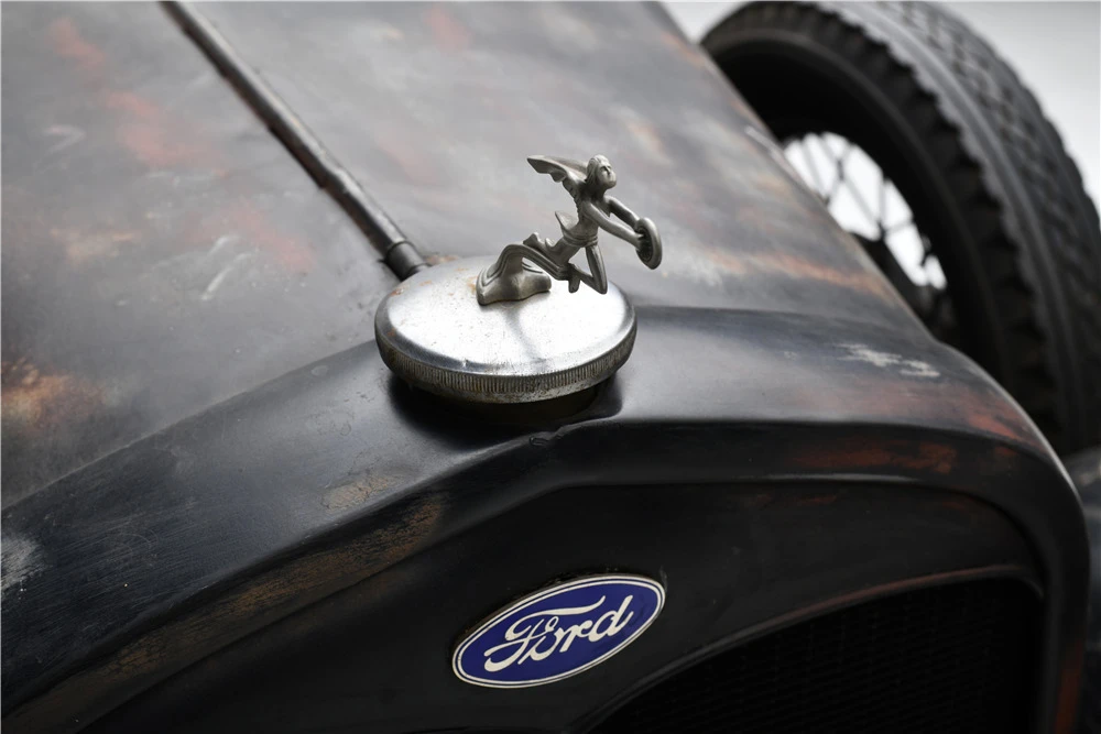 1931 Ford Model A Pickup & Model AA - Image 6 of 9
