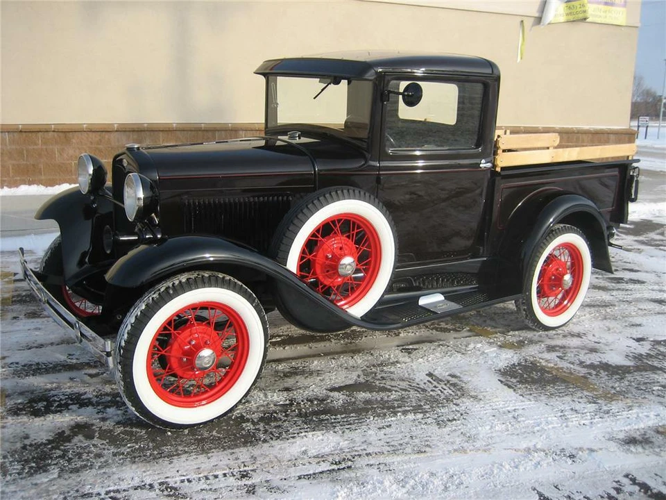 1931 Ford Model A Pickup & Model AA - Image 2 of 4