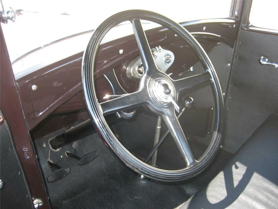 1931 Ford Model A Pickup & Model AA - Image 4 of 4