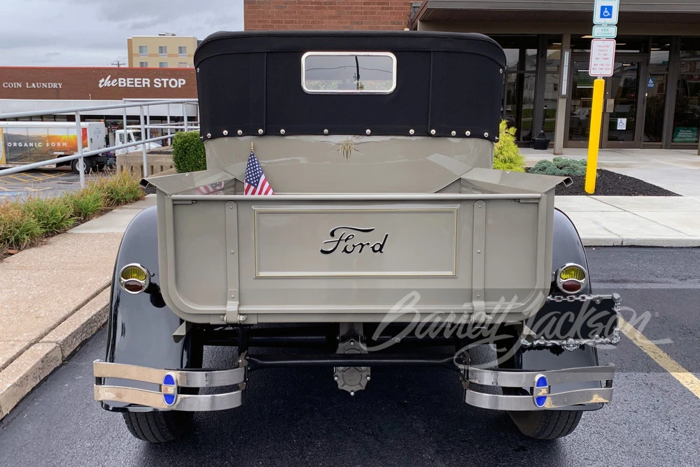 1931 Ford Model A Pickup & Model AA - Image 6 of 9