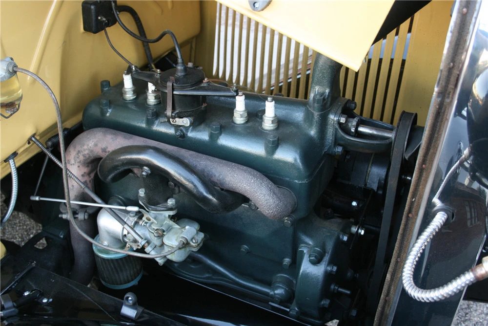 1931 Ford Model A Pickup & Model AA - Image 3 of 6