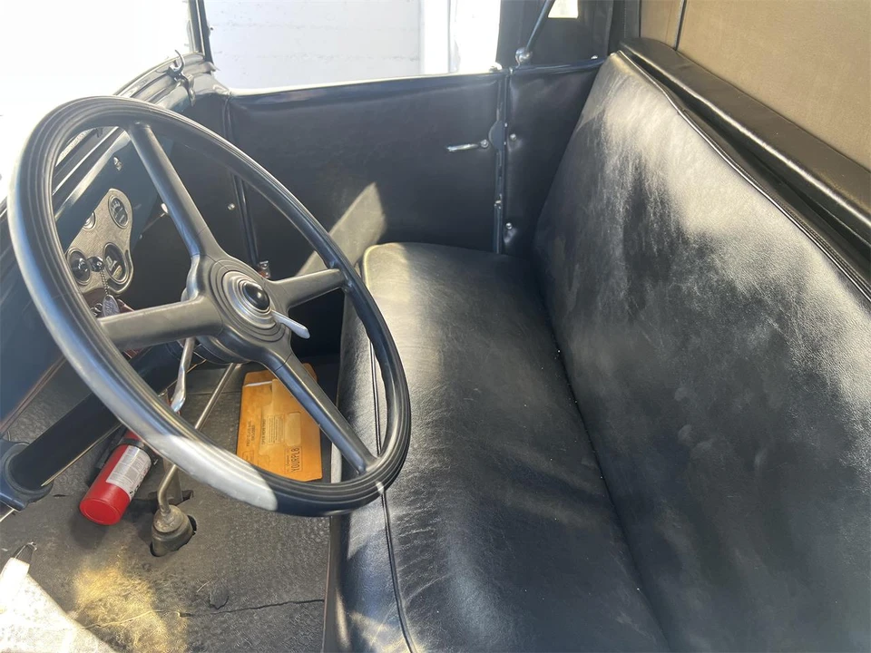 1931 Ford Model A Pickup & Model AA - Image 6 of 18