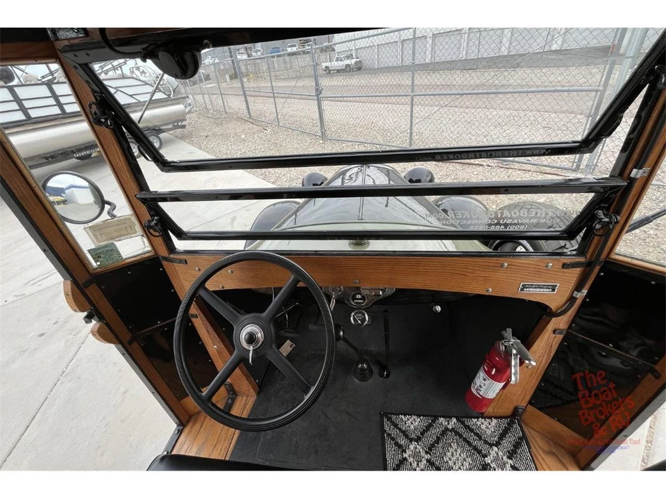 1931 Ford Model A Pickup & Model AA - Image 9 of 12