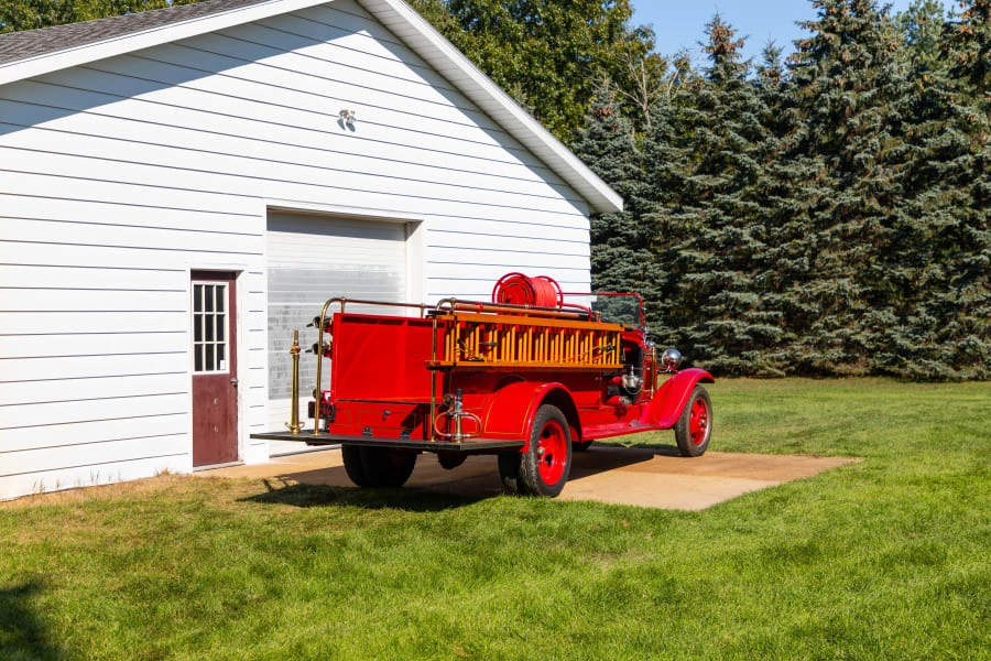 1931 Ford Model A Pickup & Model AA - Image 3 of 18
