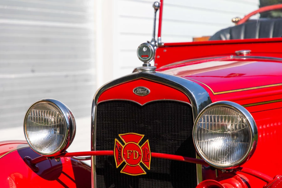 1931 Ford Model A Pickup & Model AA - Image 9 of 18