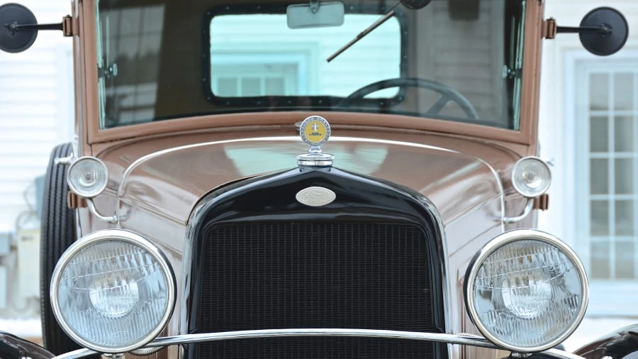 1931 Ford Model A Pickup & Model AA - Image 3 of 11