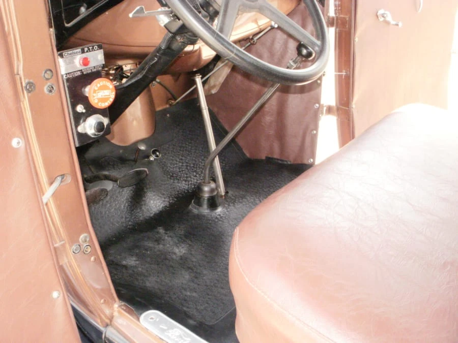 1931 Ford Model A Pickup & Model AA - Image 11 of 11