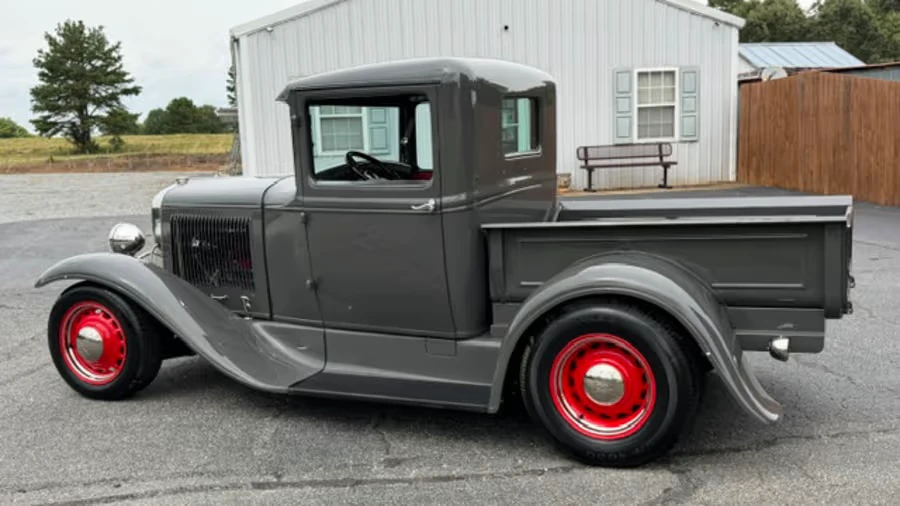 1931 Ford Model A Pickup & Model AA - Image 11 of 31