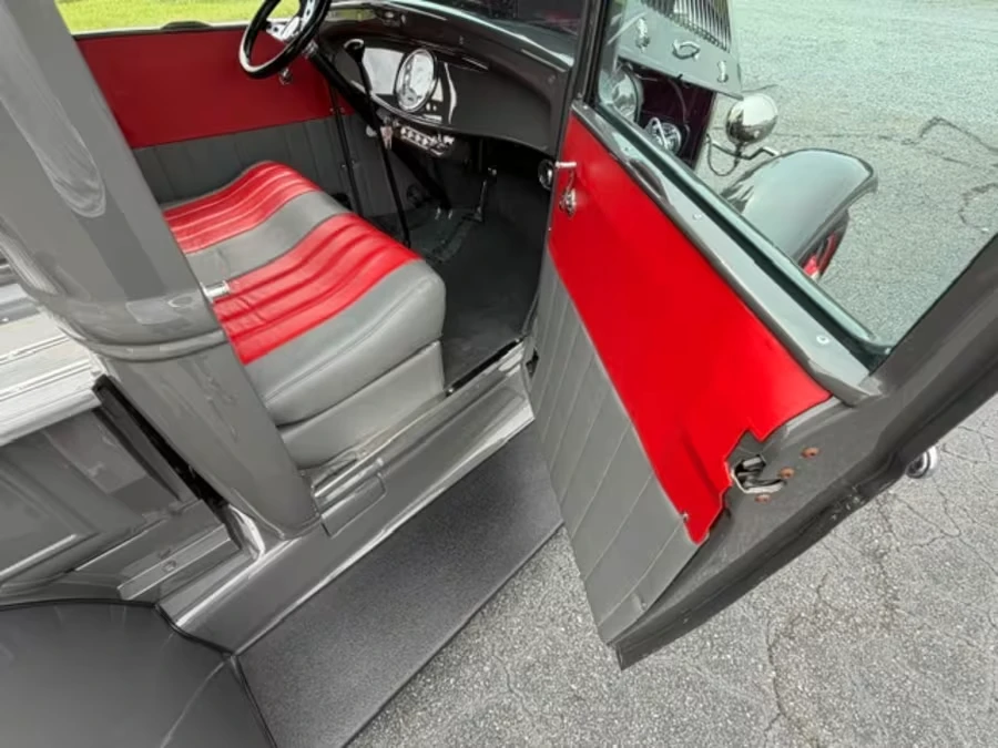 1931 Ford Model A Pickup & Model AA - Image 20 of 31
