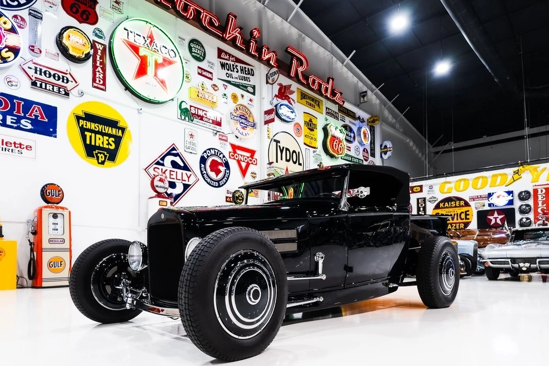 1931 Ford Model A Pickup & Model AA - Image 3 of 31