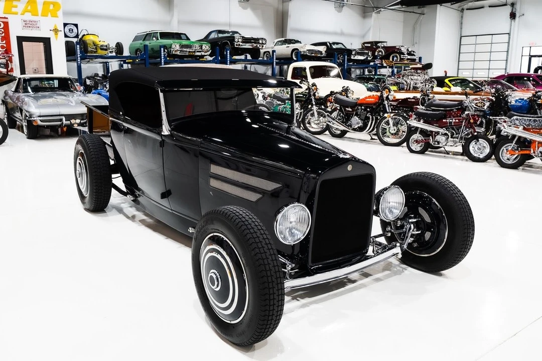 1931 Ford Model A Pickup & Model AA - Image 14 of 31