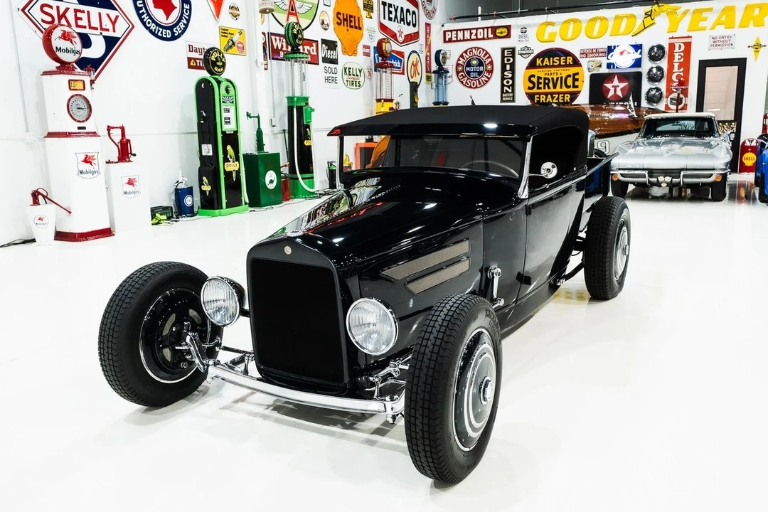 1931 Ford Model A Pickup & Model AA - Image 6 of 31