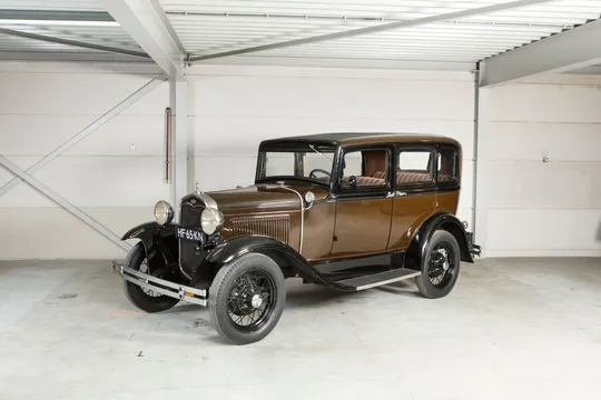 1931 Ford Model 155C Fordor