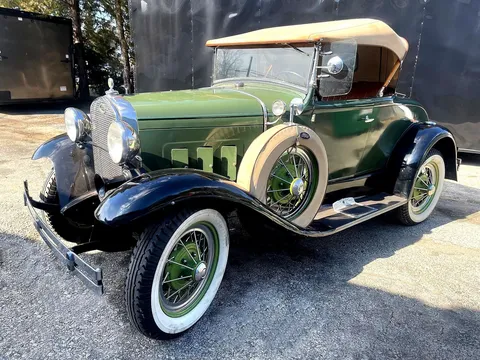 1931 Ford Model A Deluxe Roadster