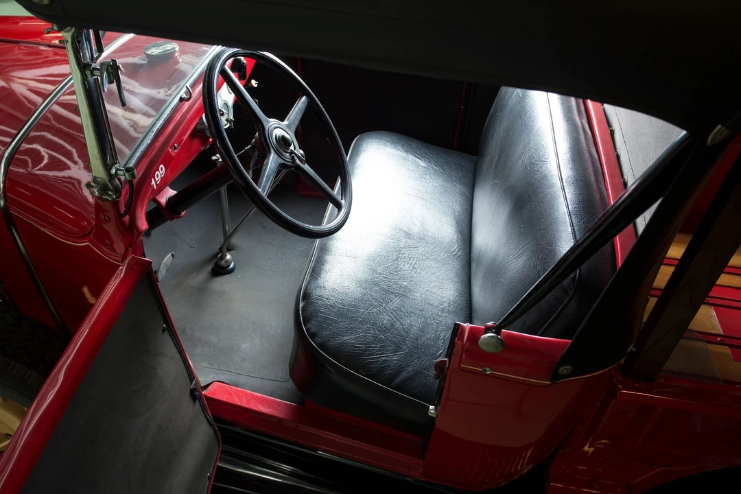 1931 Ford Model A Pickup & Model AA - Image 3 of 4