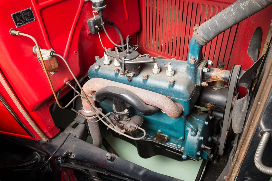 1931 Ford Model A Pickup & Model AA - Image 4 of 4