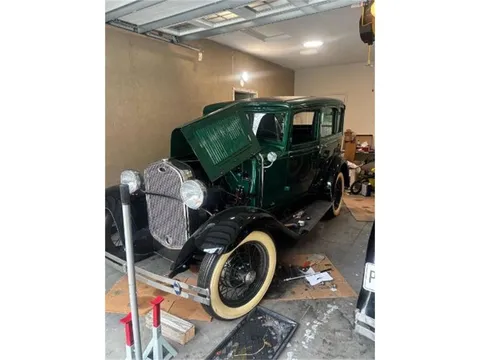 1931 Ford Model A Fordor Slant Window