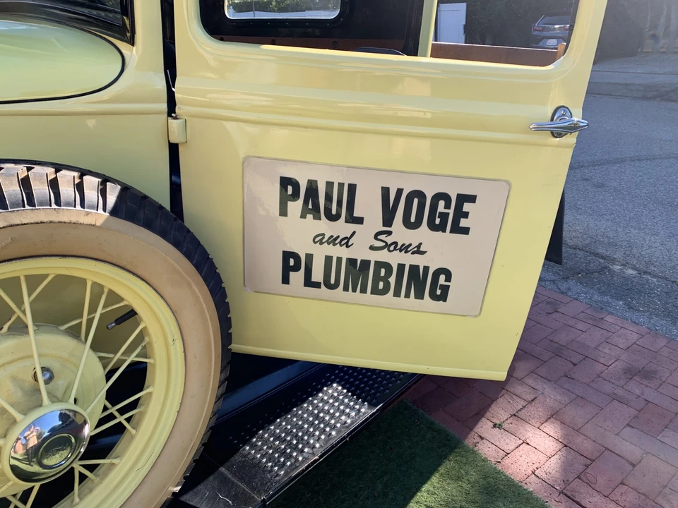 1931 Ford Model A Pickup & Model AA - Image 28 of 31