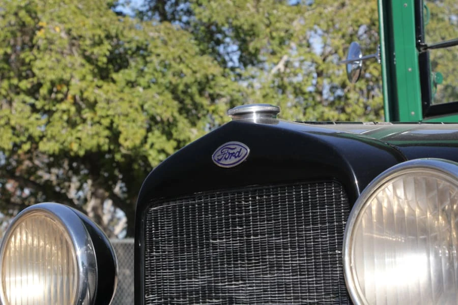 1931 Ford Model A Pickup & Model AA - Image 8 of 12
