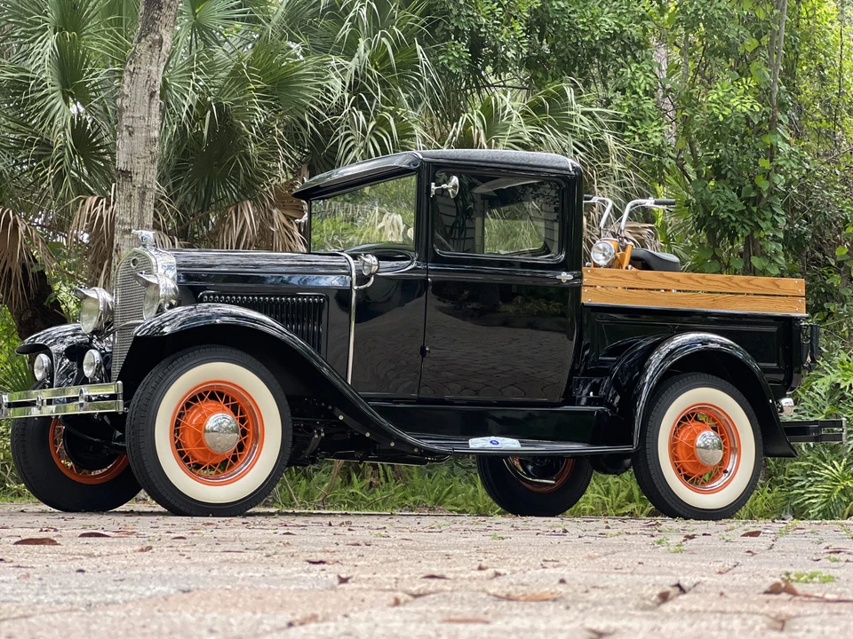 1931 Ford Model A Pickup & Model AA - Image 3 of 31