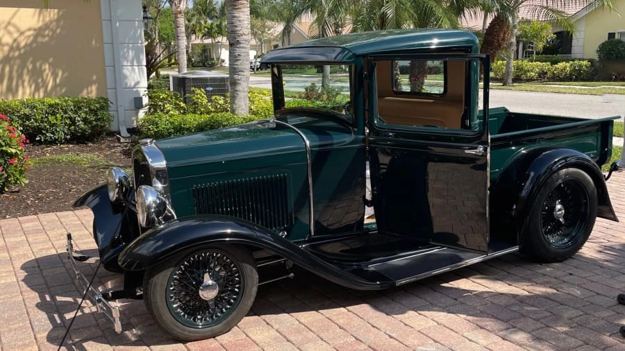 1931 Ford Model A Pickup & Model AA - Image 2 of 10