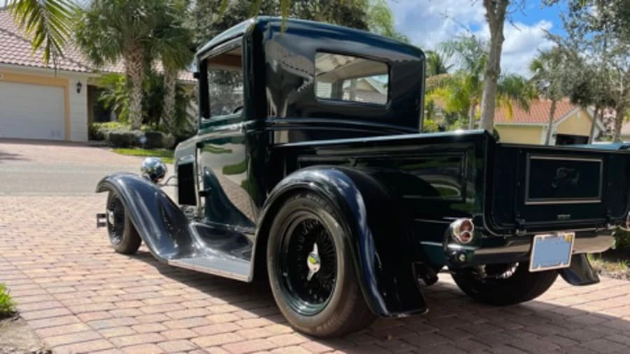 1931 Ford Model A Pickup & Model AA - Image 3 of 10