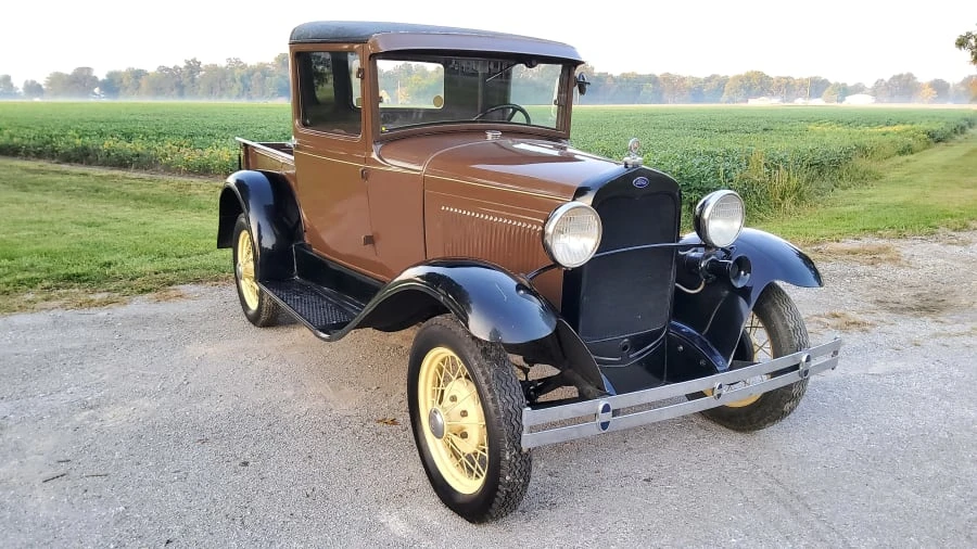 1931 Ford Model A Pickup & Model AA - Image 14 of 14