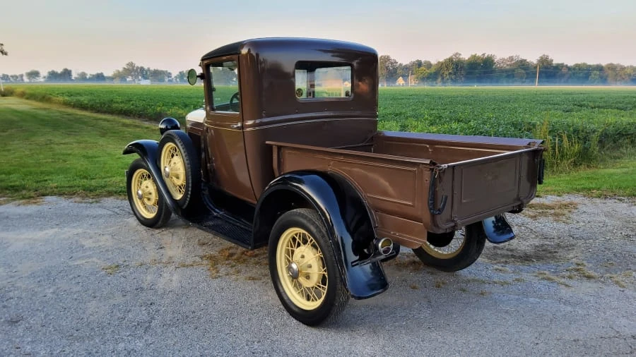 1931 Ford Model A Pickup & Model AA - Image 3 of 14