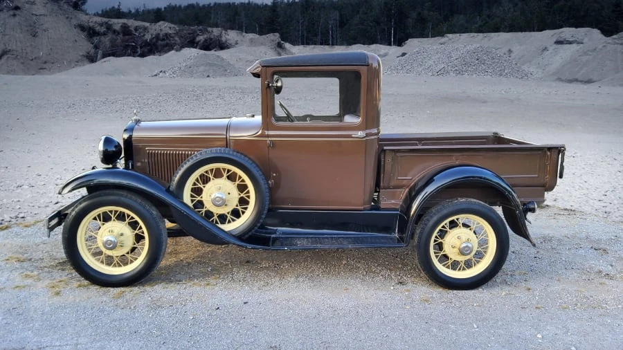 1931 Ford Model A Pickup & Model AA - Image 3 of 12