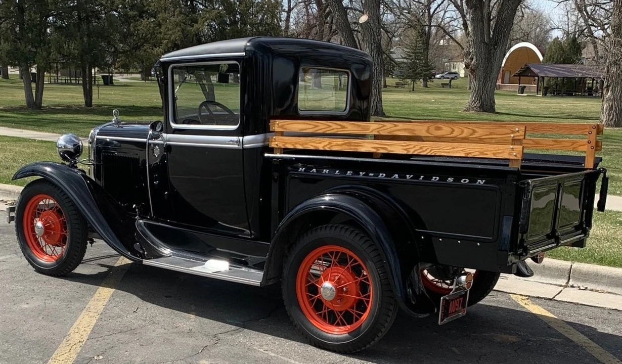 1931 Ford Model A Pickup & Model AA - Image 9 of 31