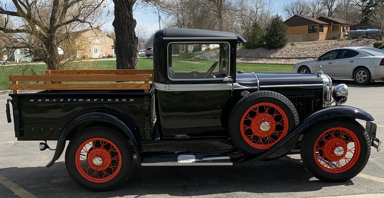 1931 Ford Model A Pickup & Model AA - Image 16 of 31
