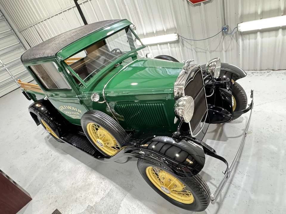 1931 Ford Model A Pickup & Model AA - Image 10 of 31