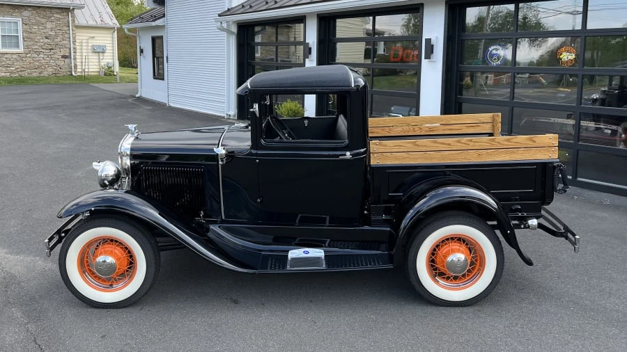 1931 Ford Model A Pickup & Model AA - Image 2 of 20