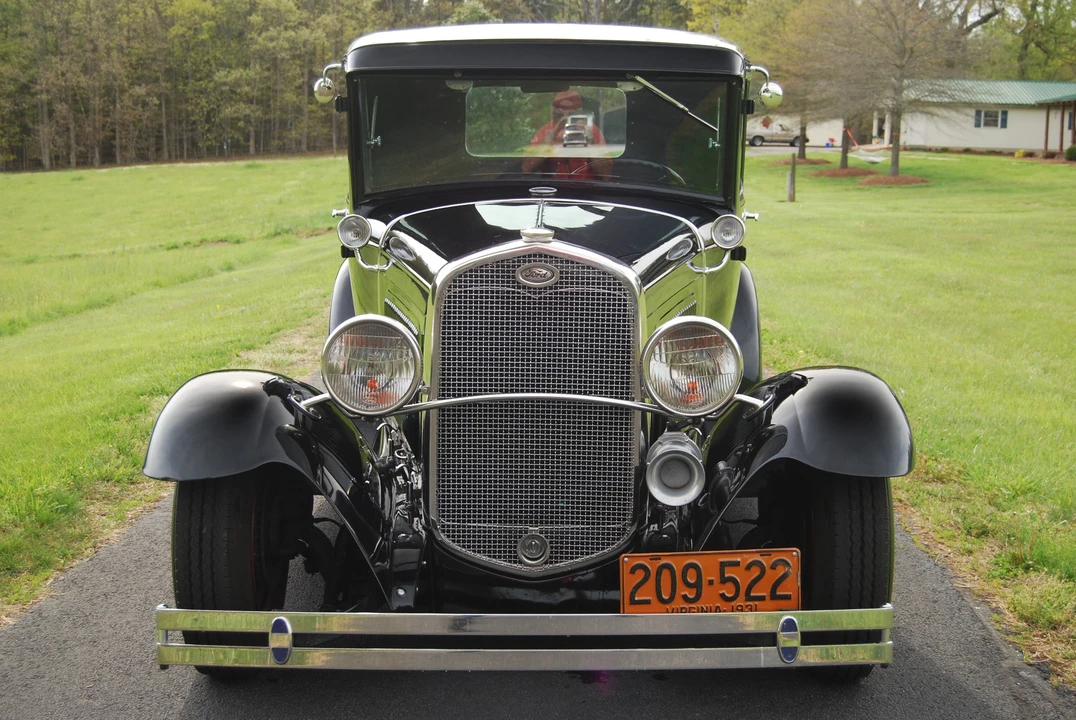 1931 Ford Model A Pickup & Model AA - Image 10 of 31